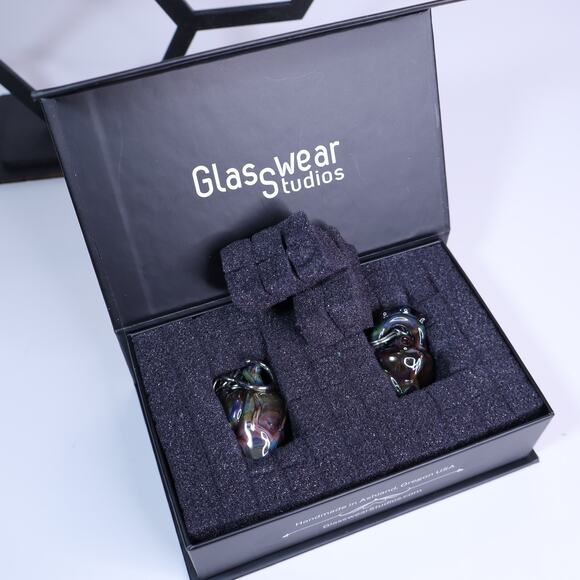 GLASSWEAR STUDIOS Handmade Anatomical Heart Weights Oil Slick 10g/2.5mm Hangers - Picture 2 of 7